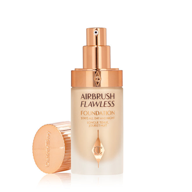 CHARLOTTE TILBURY AIRBRUSH FLAWLESS FOUNDATION (30 ml)