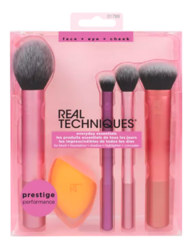 Real Techniques Everyday Essentials Makeup Brush & Sponge Set